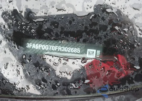 2015 Ford Fusion S z USA, uszkodzony, nr VIN 3FA6P0G70FR302685